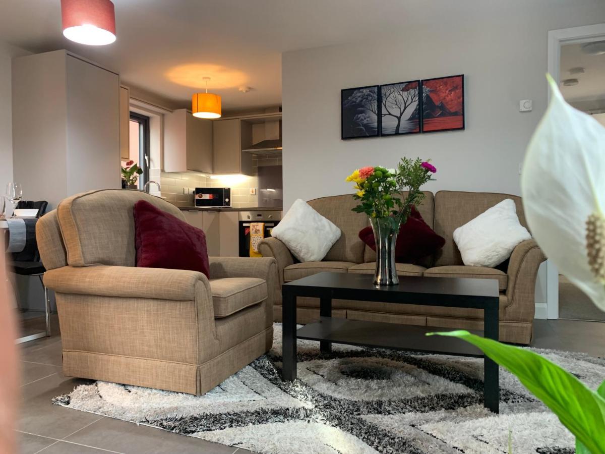 Aqua Dreams - Serviced Luxury Modern Belfast City Centre 2 Bed Apartment Dış mekan fotoğraf