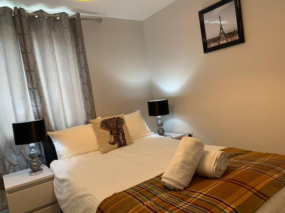 Aqua Dreams - Serviced Luxury Modern Belfast City Centre 2 Bed Apartment Dış mekan fotoğraf