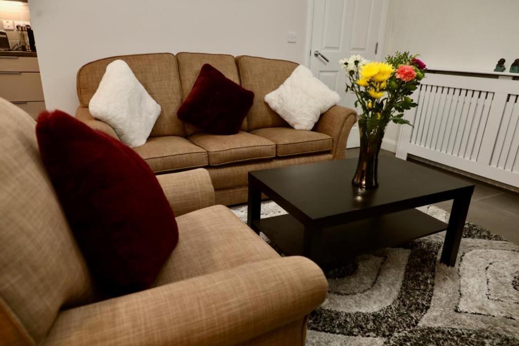 Aqua Dreams - Serviced Luxury Modern Belfast City Centre 2 Bed Apartment Dış mekan fotoğraf